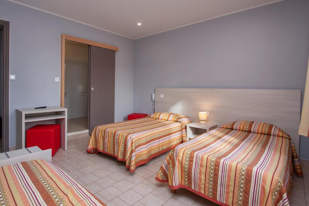  - HOTEL ARCU DI SOLE **